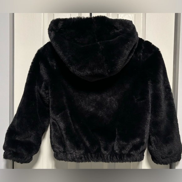 Cat & Jack Girl’s Hooded Faux Fur Coat - Picture 2 of 6